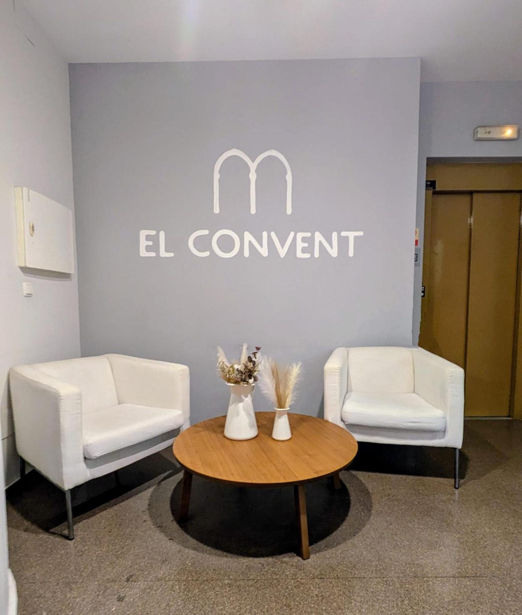 Hostal El Convent De Moncada Exterior photo